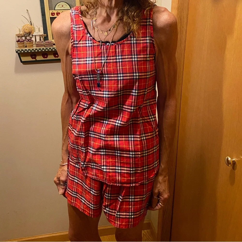 Burberry Red Nova Check 💯% Cotton Pajama Short Set! Like New! Perfect! ❤️❤️ - Picture 7 of 11